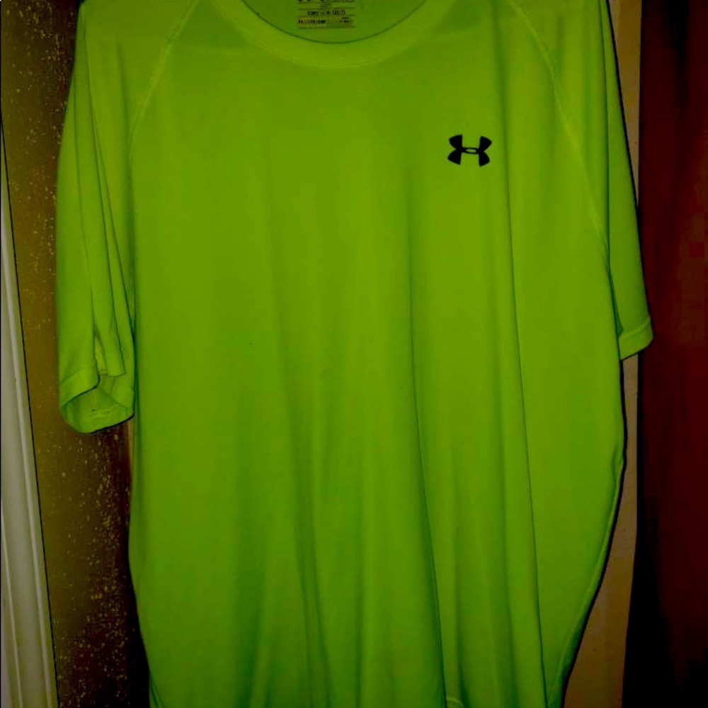Under armor dry fit shirt